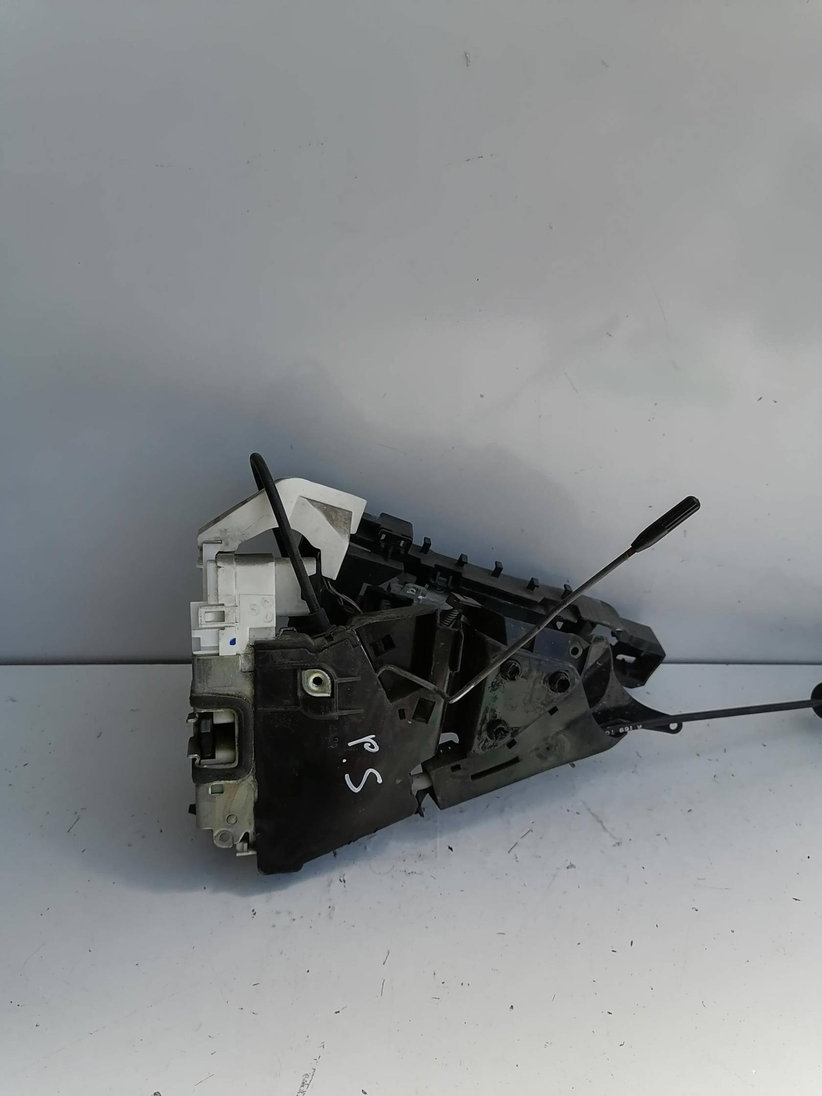 Serratura porta post. sx.